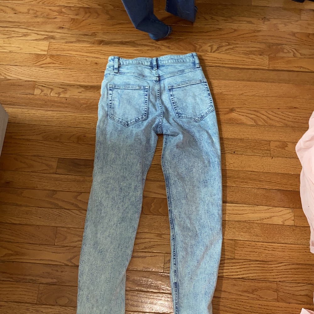 To small - Picture 2 of 2